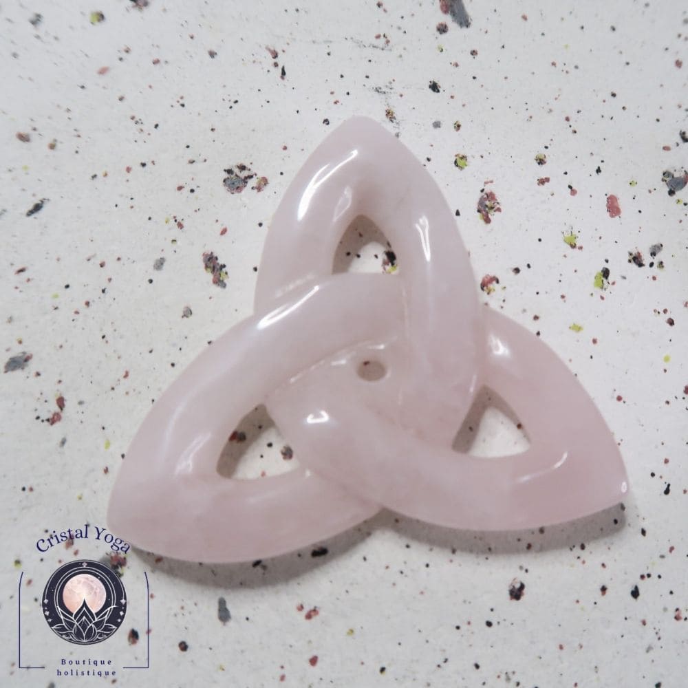 triquetra en quartz rose