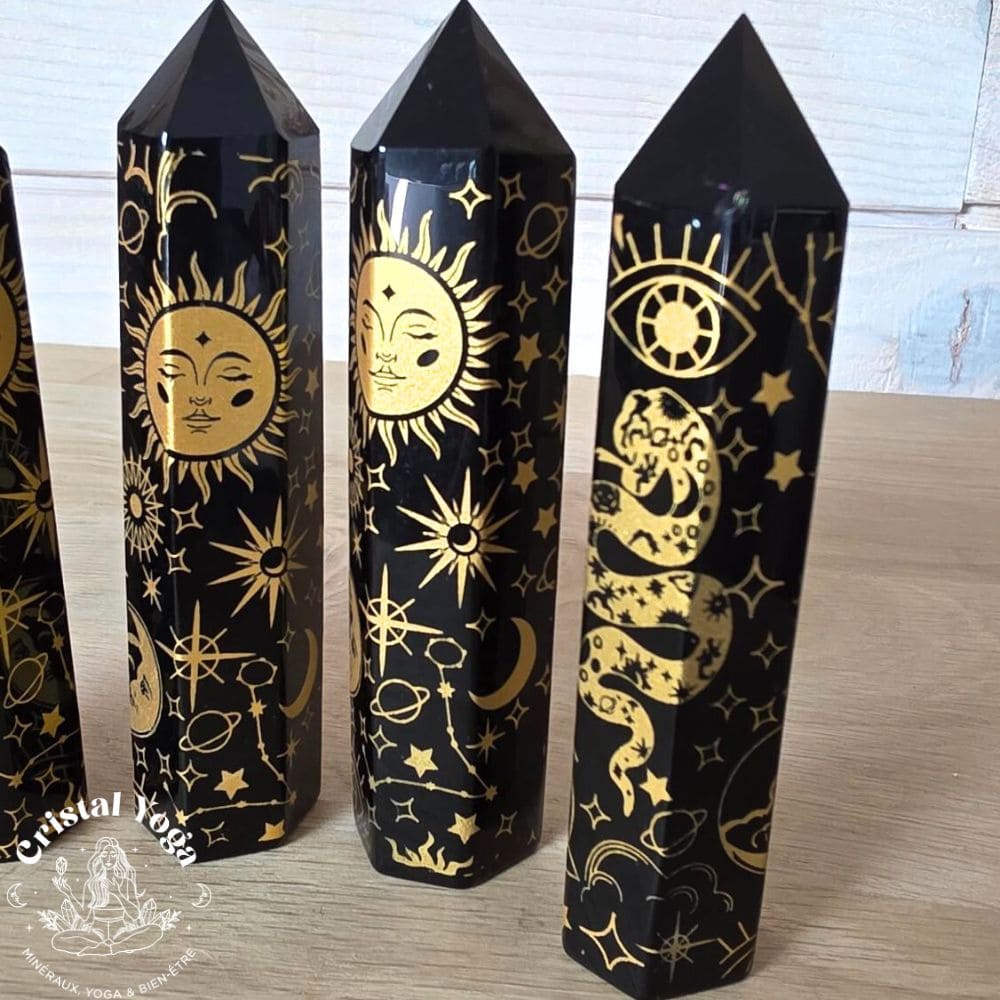 Pointe en obsidienne à motifs