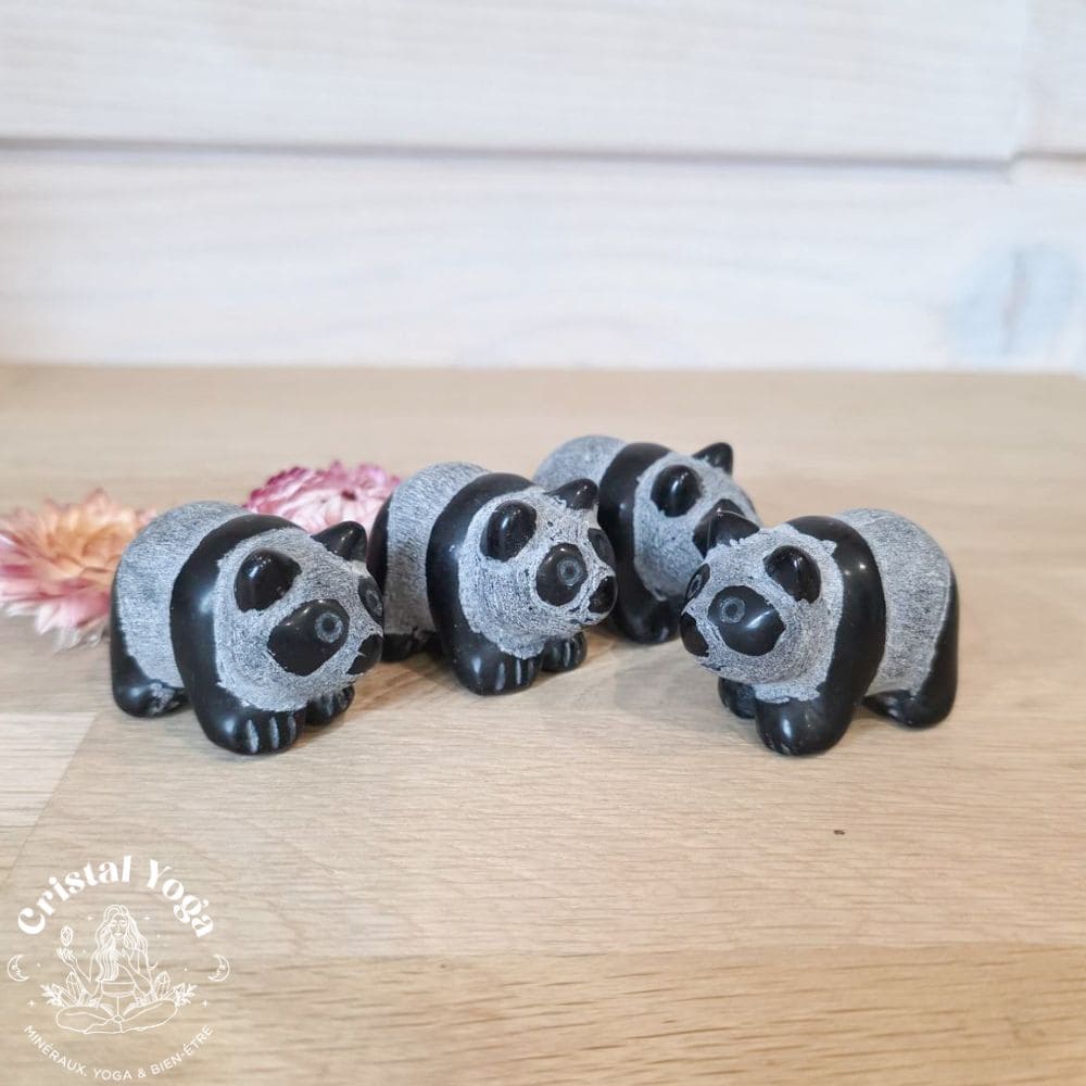 Panda en obsidienne noire