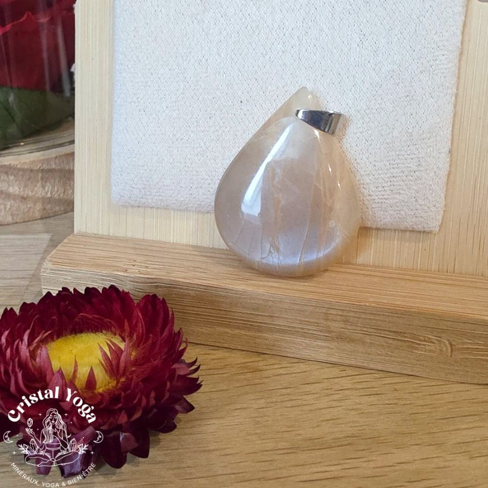 Pendentif goutte en pierre de lune beige orangée