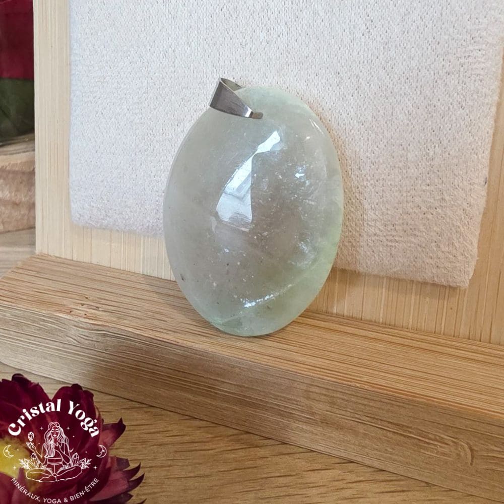 Pendentif ovale en garniérite